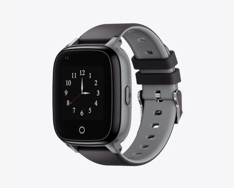 save family senior
Aging in place
Senior smart watch
Fall prevention
Elderly autonomy
Connected health technology